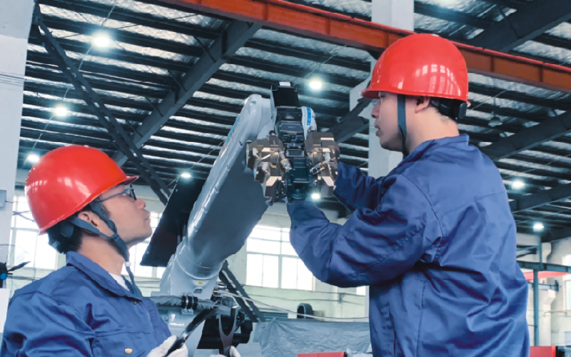 浙江DB旗舰官方以客户为中心：成功安装定制化机器人管线包，彰显“客户要求即行动指南”承诺